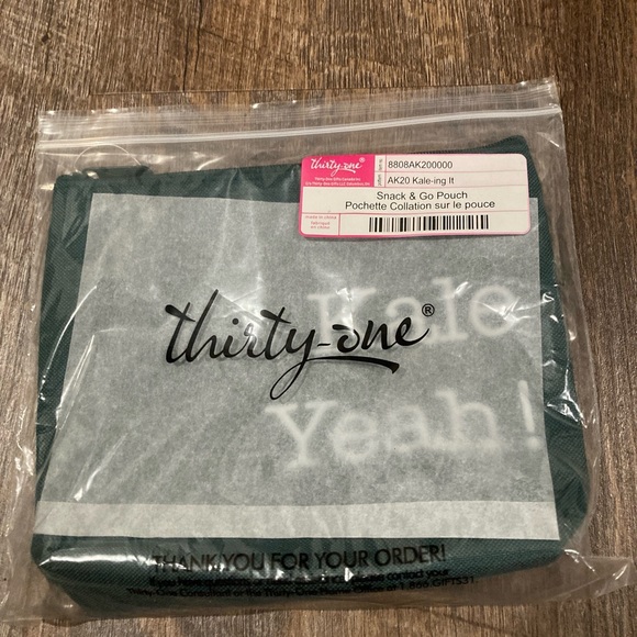 Kale Yeah! Snack & Go Pouch Reusable, Thirty-One, Kale-ing It-Brand New! - Picture 3 of 4